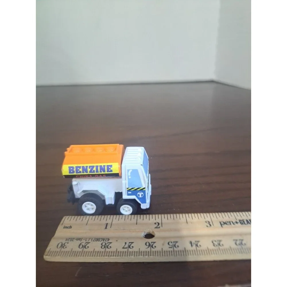 Vintage San Ren Hang Benzine Oil Tanker Pull Back Racer Plastic